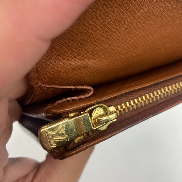 Louis Vuitton Excellent Condition Tresor Wallet - Picture 14 of 17